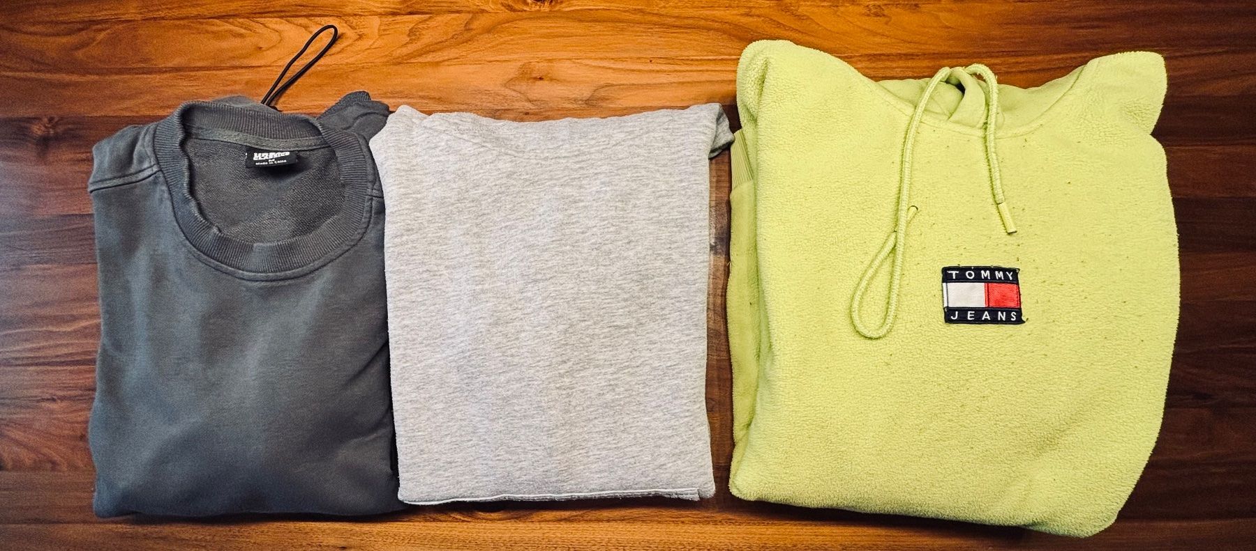 Pulls & Sweat-shirts: Pullover Grösse M: Set aus 7 – D'occasion à Muttenz par Anonym591 1