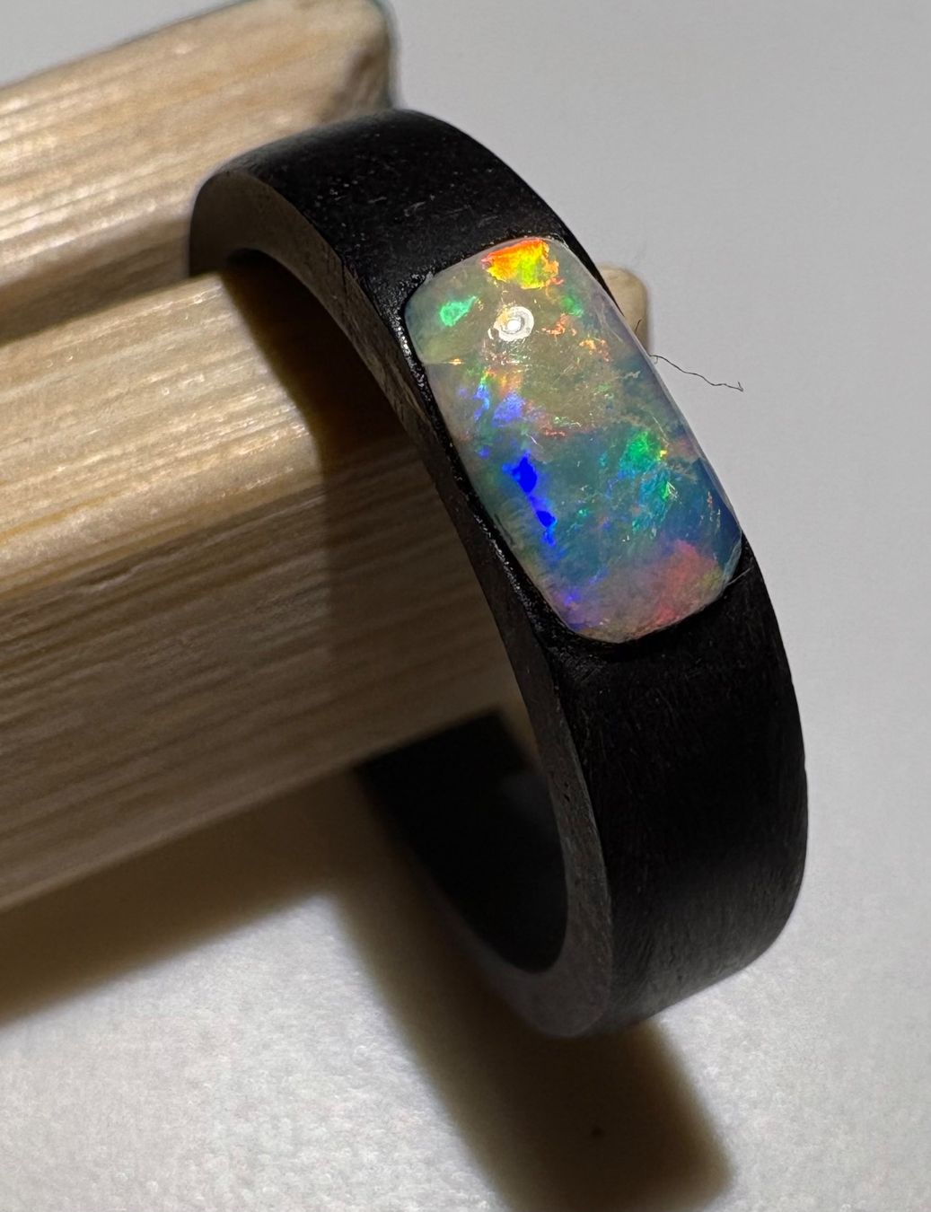 Anelli: Opal Ring Mooreiche, Gr.57, Coober Peedy Australien – Nuovo (secondo la descrizione) da Wilen b. Wil venduto da Tschirio 1