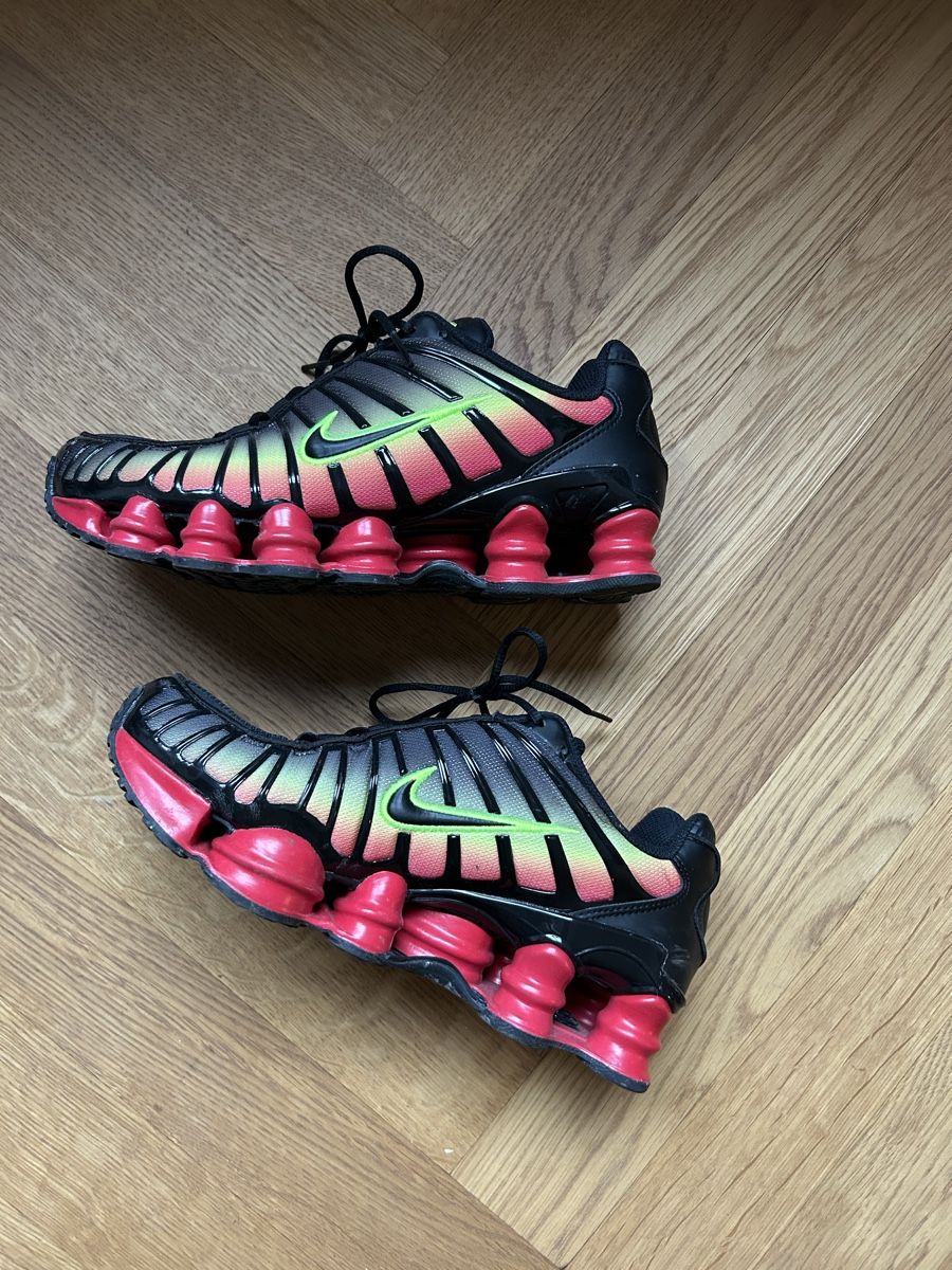 Nike Herrenschuhe: Nike Shox TL 39 – Gebraucht aus Zürich von ZurichGothenburg