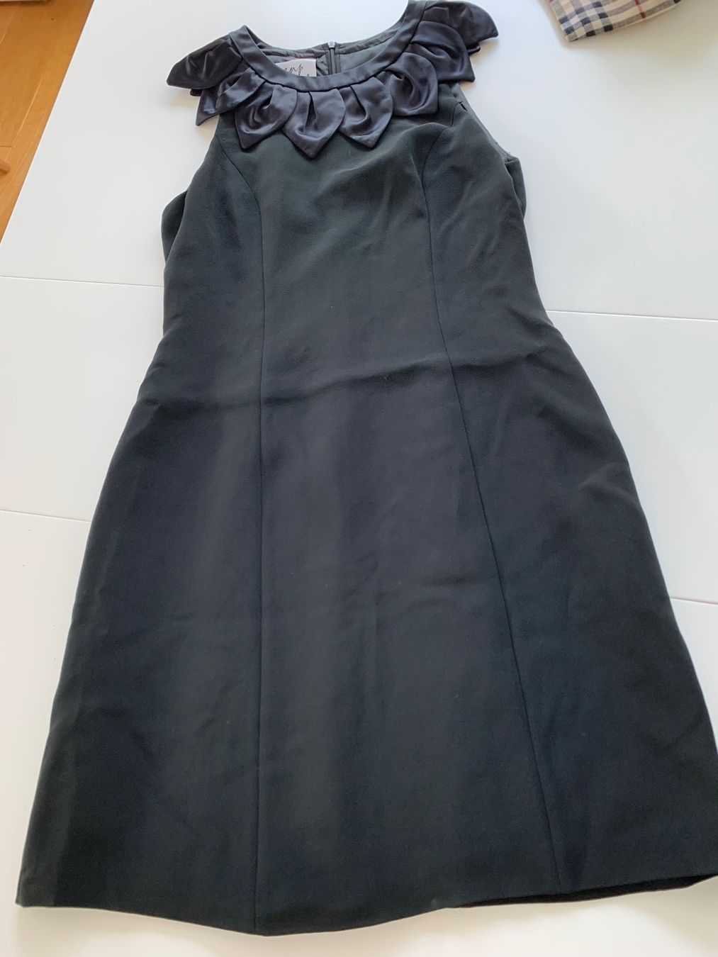Moschino Vestiti: Moschino Luxus Edelkleid schwarz Gr. 40 – Nuovo (secondo la descrizione) da Meiringen venduto da snahhanssnah
