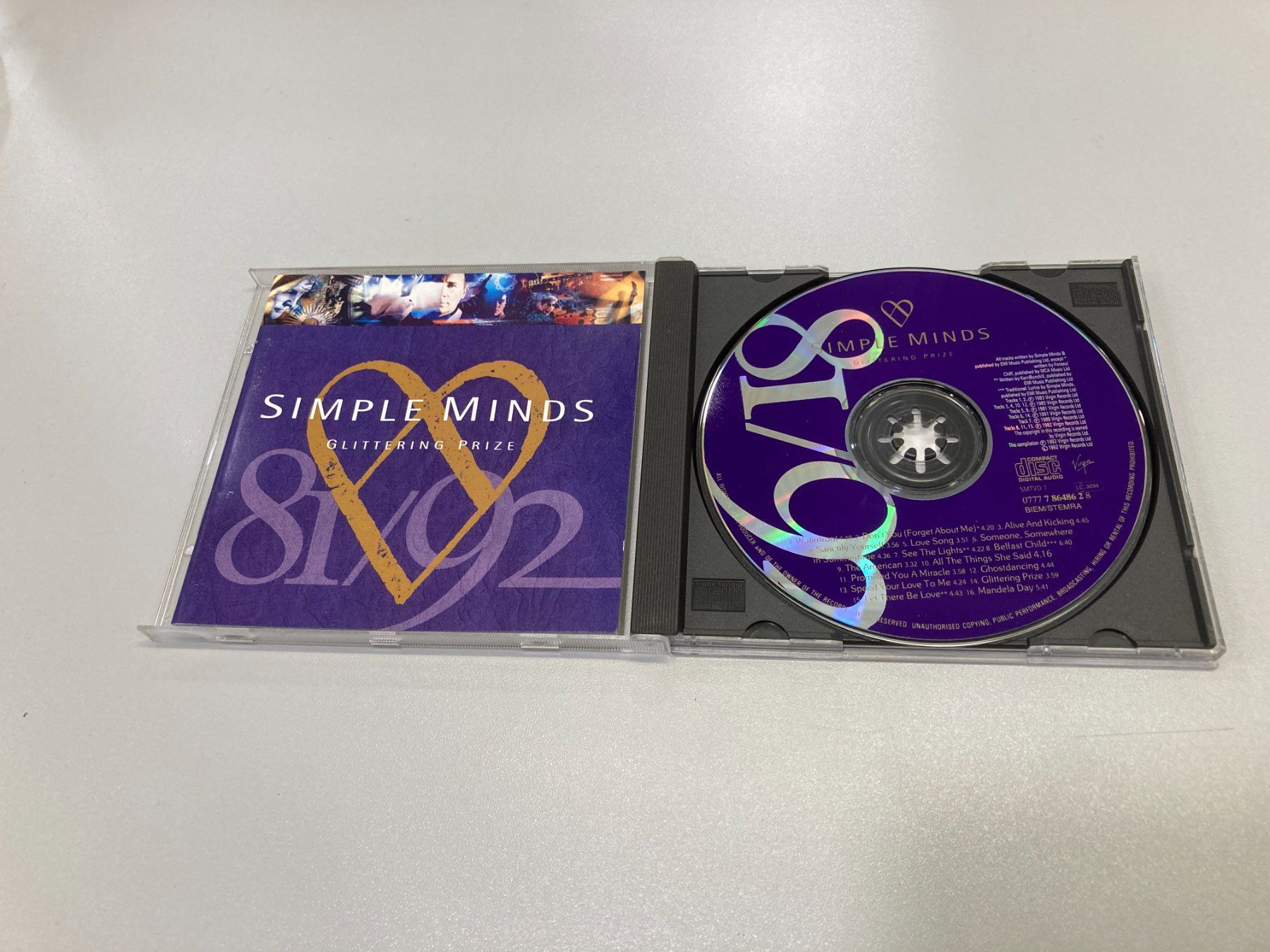 CD: SIMPLE MINDS Glittering prize 81/92 CD – Usato da Wiedlisbach venduto da Andrisa