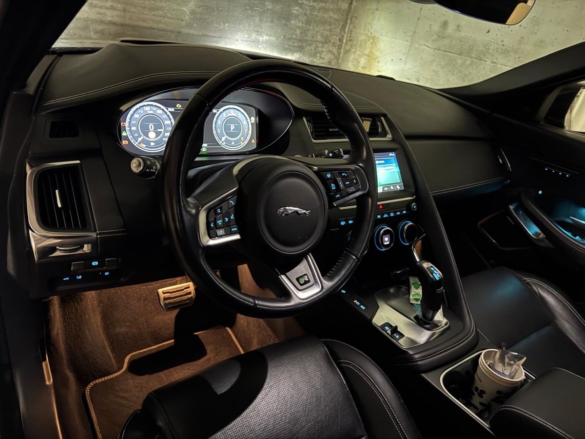 Jaguar Automobili: Jaguar E-Pace P250 AWD – Usato da Bern venduto da Rafa-C 4