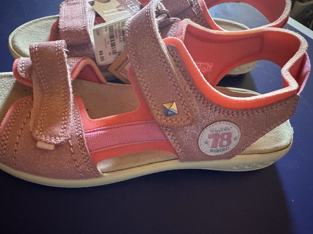 Scarpe per ragazze: Neue Sandalen Gr. 38 – Nuovo e nell'imballaggio originale da Gland venduto da kimi85