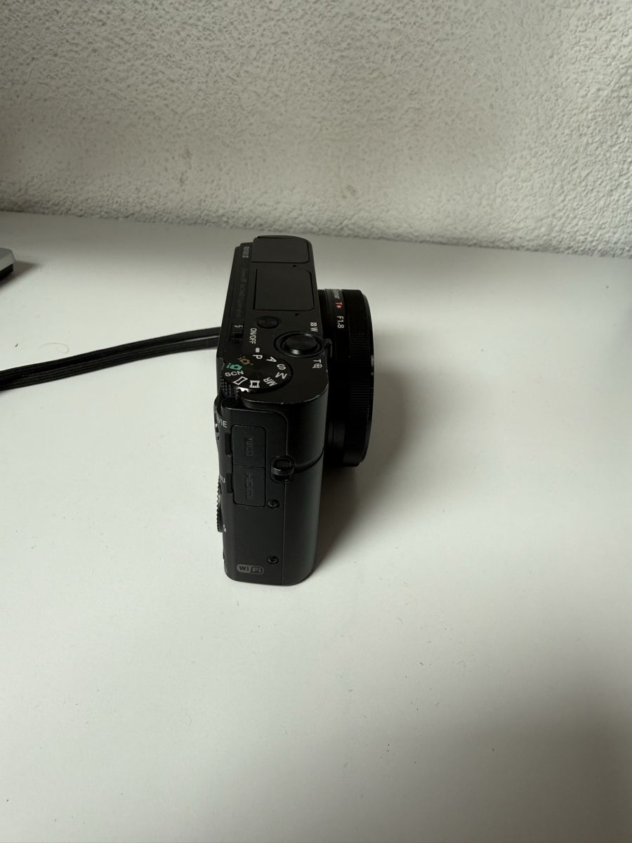 Sony Appareil photo: Sony RX100 iii Kompaktkamera – D'occasion à Hünibach par ren_md9l 1