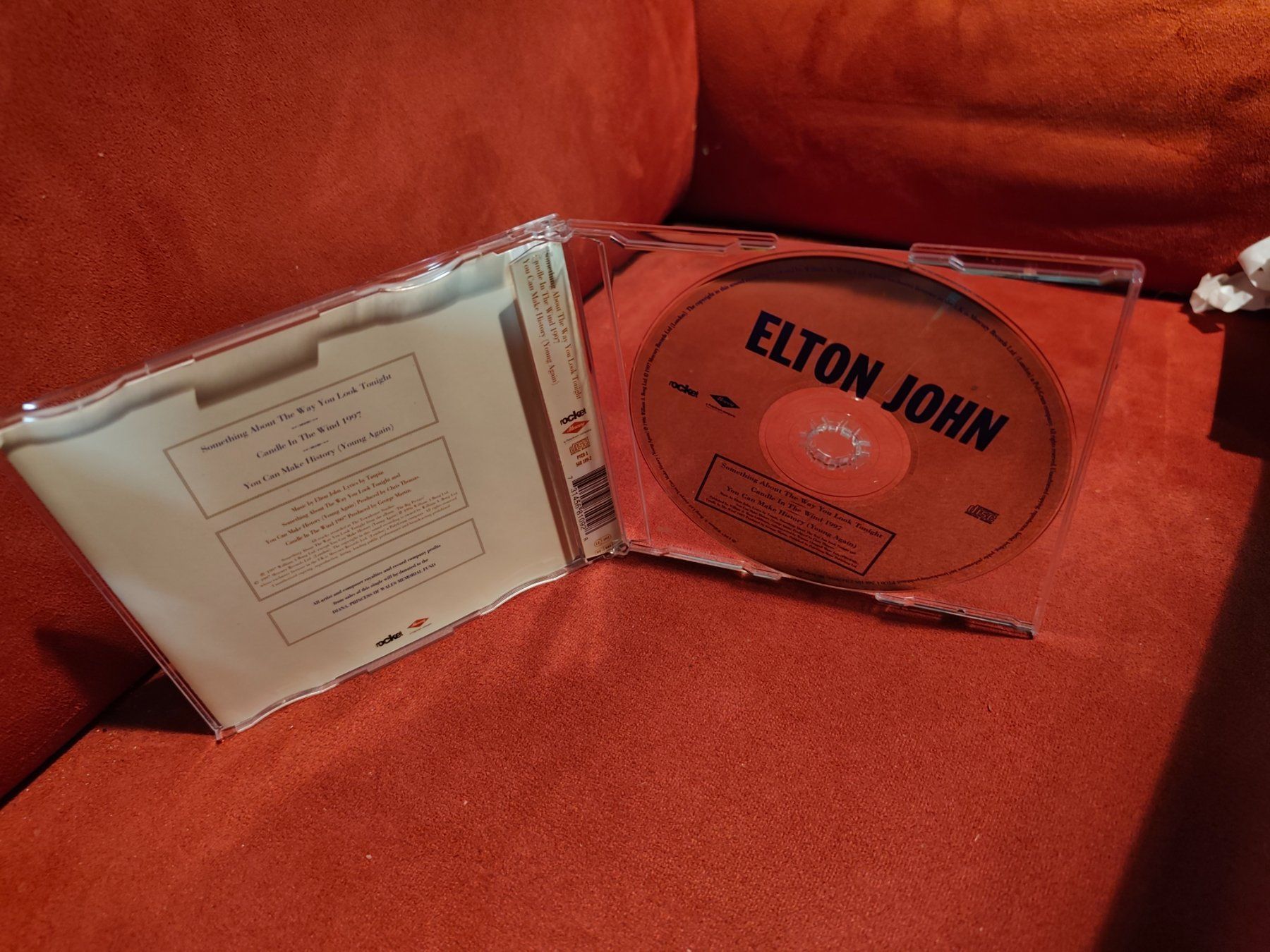 CD: Elton John Candle in the wind / Something... CD-Single – Usato da Zofingen venduto da noise123 2