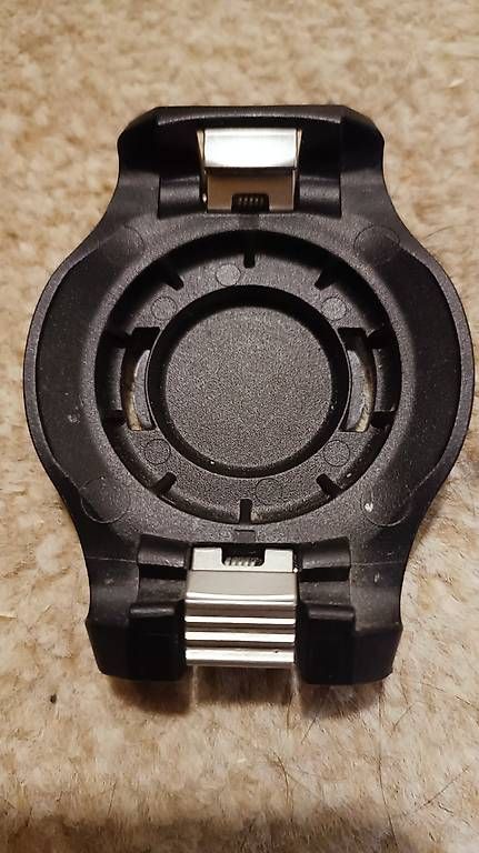 Smartwatch: Garmin Forerunner 945 mit Quick Release  ***RESERVIERT*** – D'occasion à Benken SG par Suze74 4