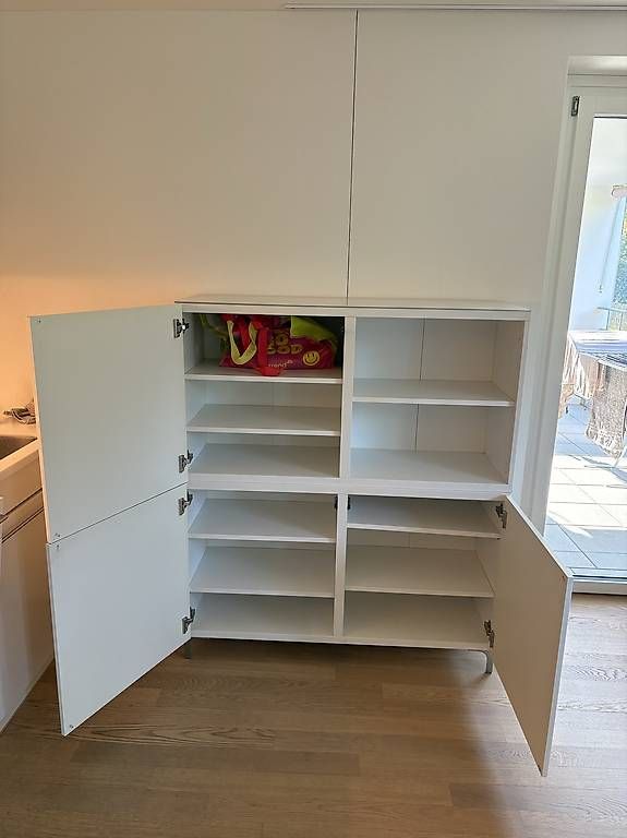 Commodes: Ikea Komode gratis – D'occasion à Zürich par jonasjoni 1