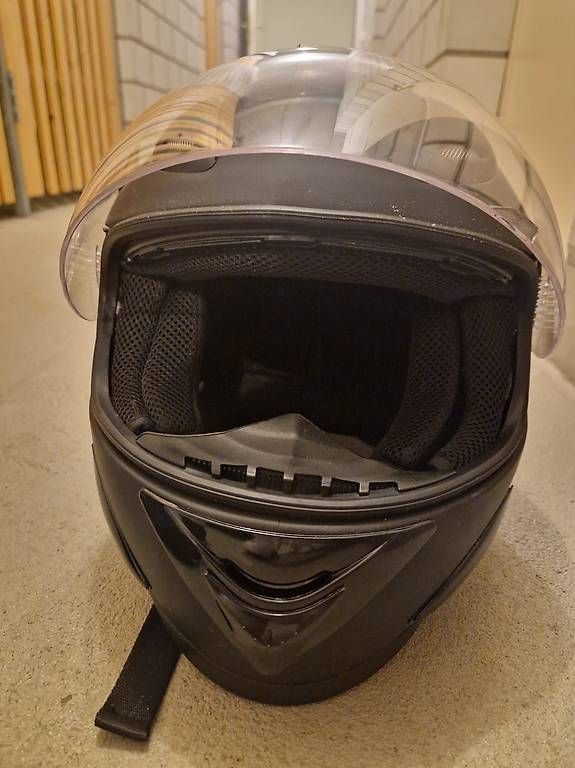 Casques & visières: Motorrad Helm – D'occasion à Rüfenacht BE par rona12 1