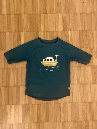 Bade-Shirt Boot Grösse 92 guter Zustand