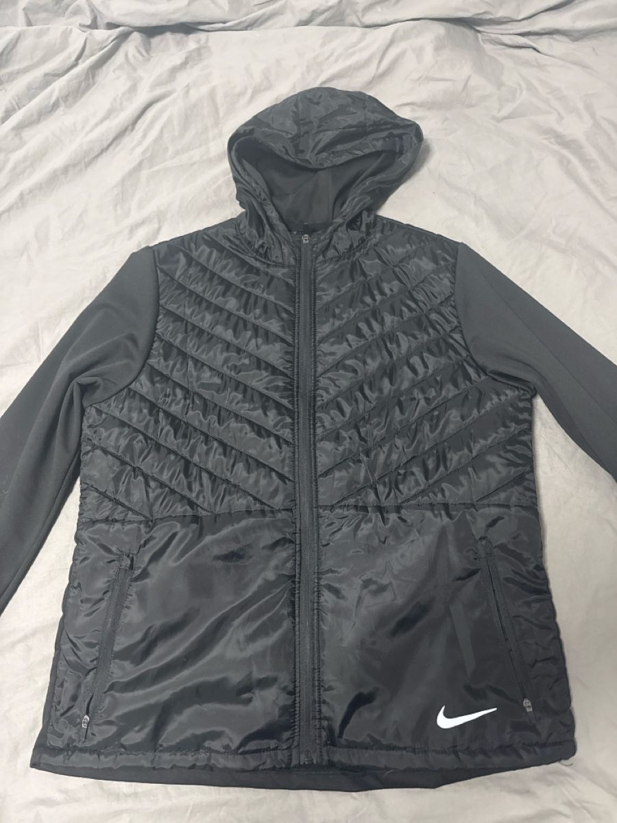 Nike Vestes: Jacket Nike  – Neuf (Voir description) à Fribourg par bar_q2pw