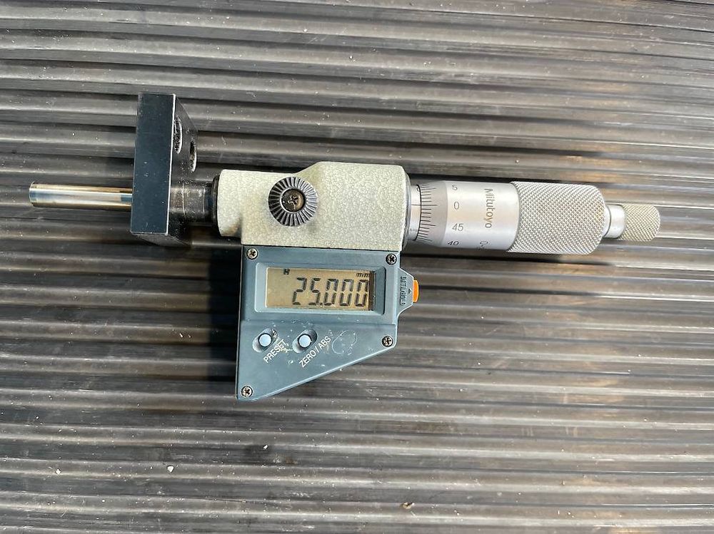 Micromètre de profondeur digital Mitutoyo (D'occasion) à Ollon VD pour ...