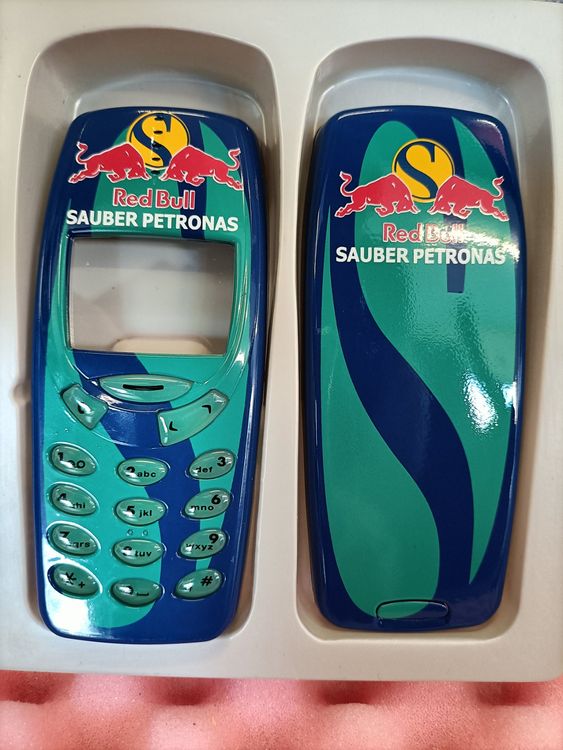 Nokia 3310 , 3330, Licensed By Red Bull Sauber AG (Neu und ...