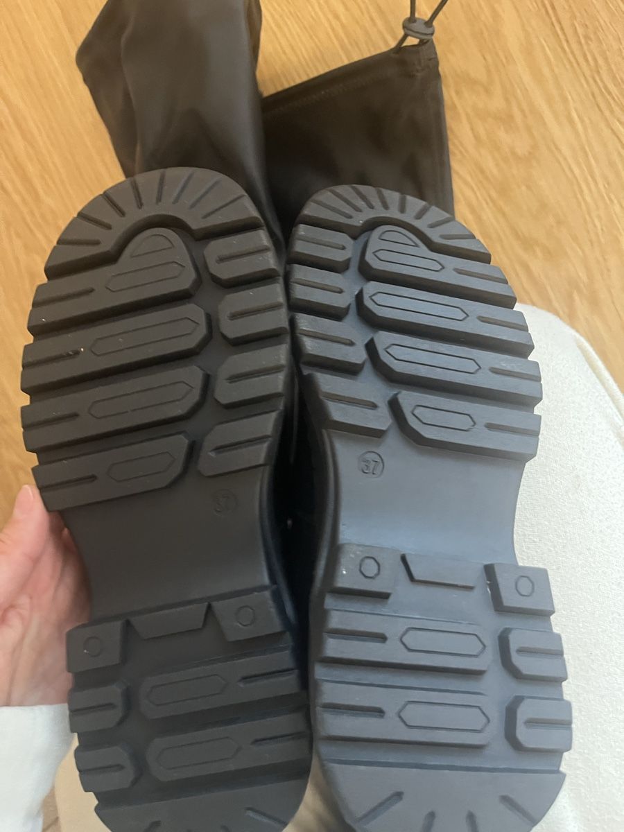 Scarpe da donna: Overknee Stiefel – Nuovo (secondo la descrizione) da Wetzikon ZH venduto da Janine.no 1