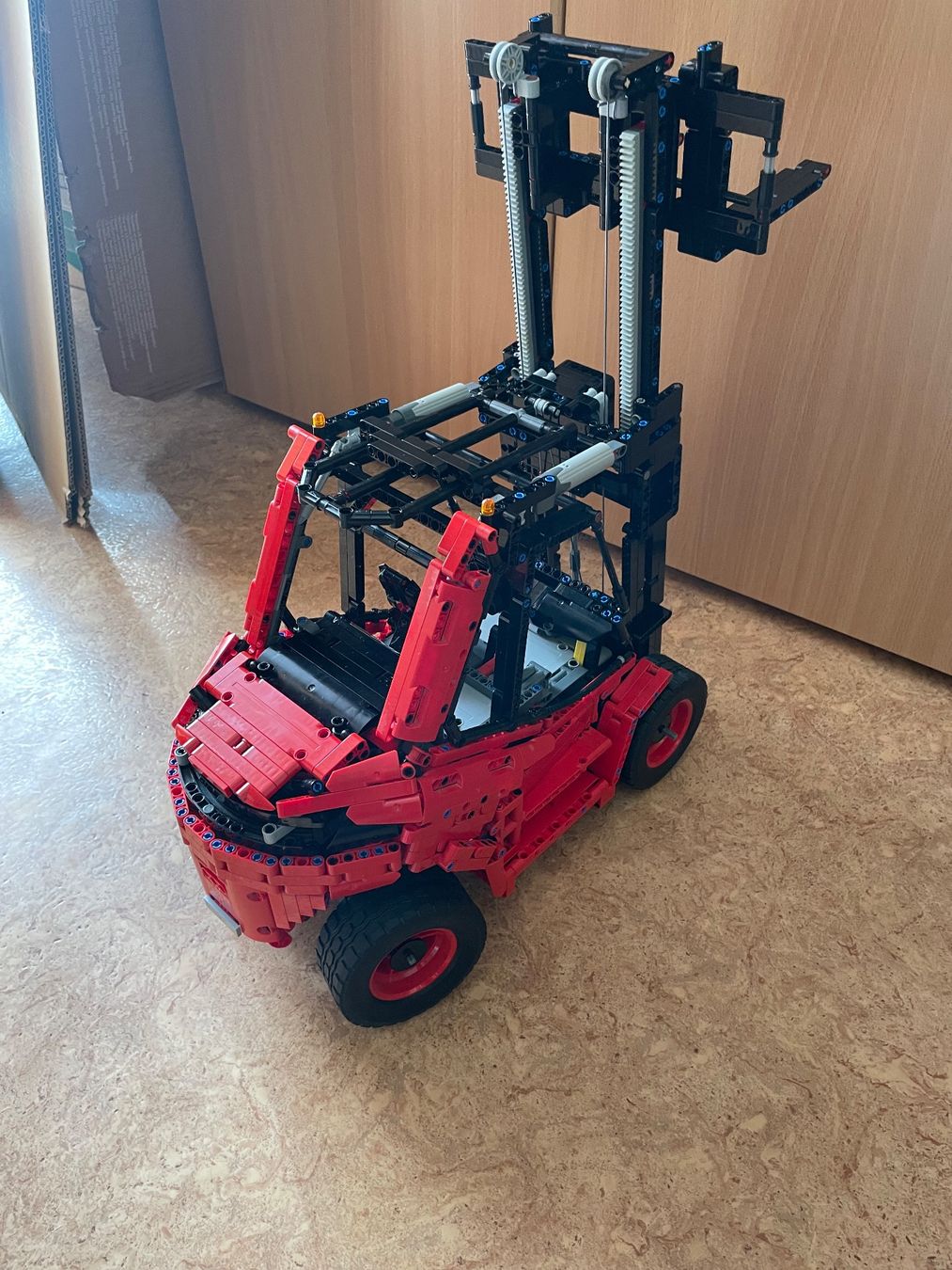 Lego Kit di costruzioni: Lego Technic stapler linde h70 moc – Usato da Airolo venduto da Bagaion99 7