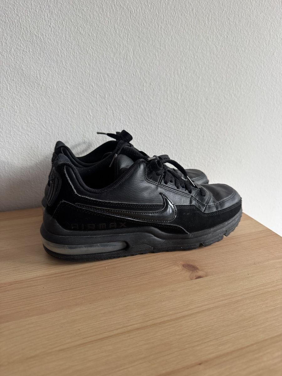 Nike Scarpe da uomo: Nike Air Max Black – Usato da Zürich venduto da habidani 1