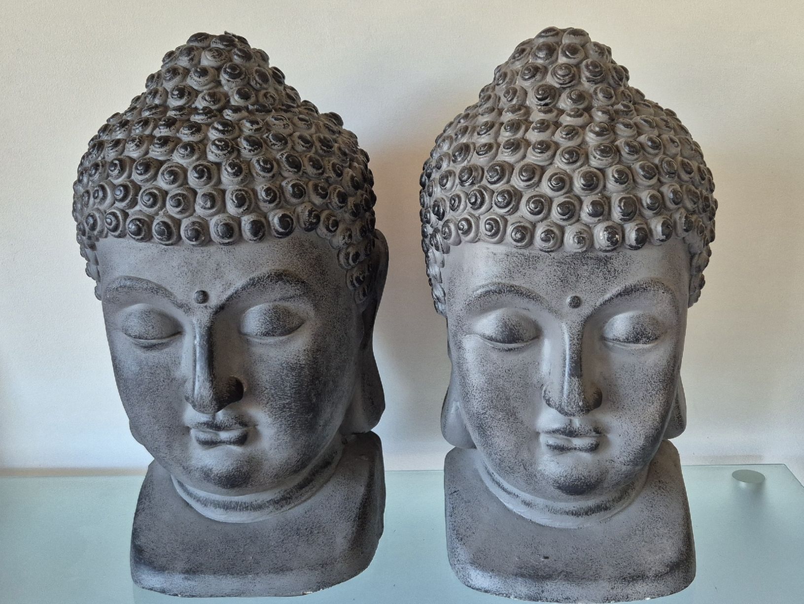 Statuette: 2 Grosser Buddha Kopf 43cm – Nuovo (secondo la descrizione) da Moutier venduto da Maria1704