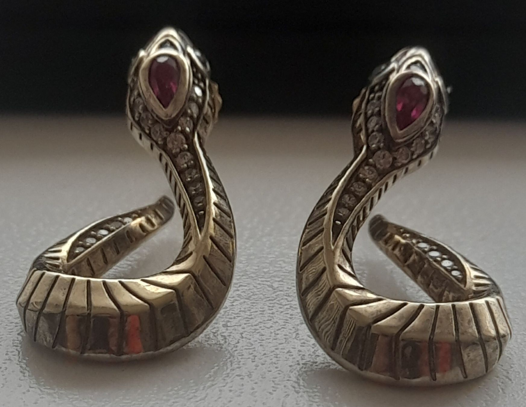 Thomas Sabo Orecchini pendenti & Orecchini a lobo: Boucles d'oreilles Thomas Sabo en argent 925,Rubis. – Usato da Lausanne venduto da Glam-Luxe 6