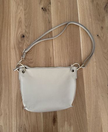 Umhängetasche Leder Made in Italy beige guter Zustand