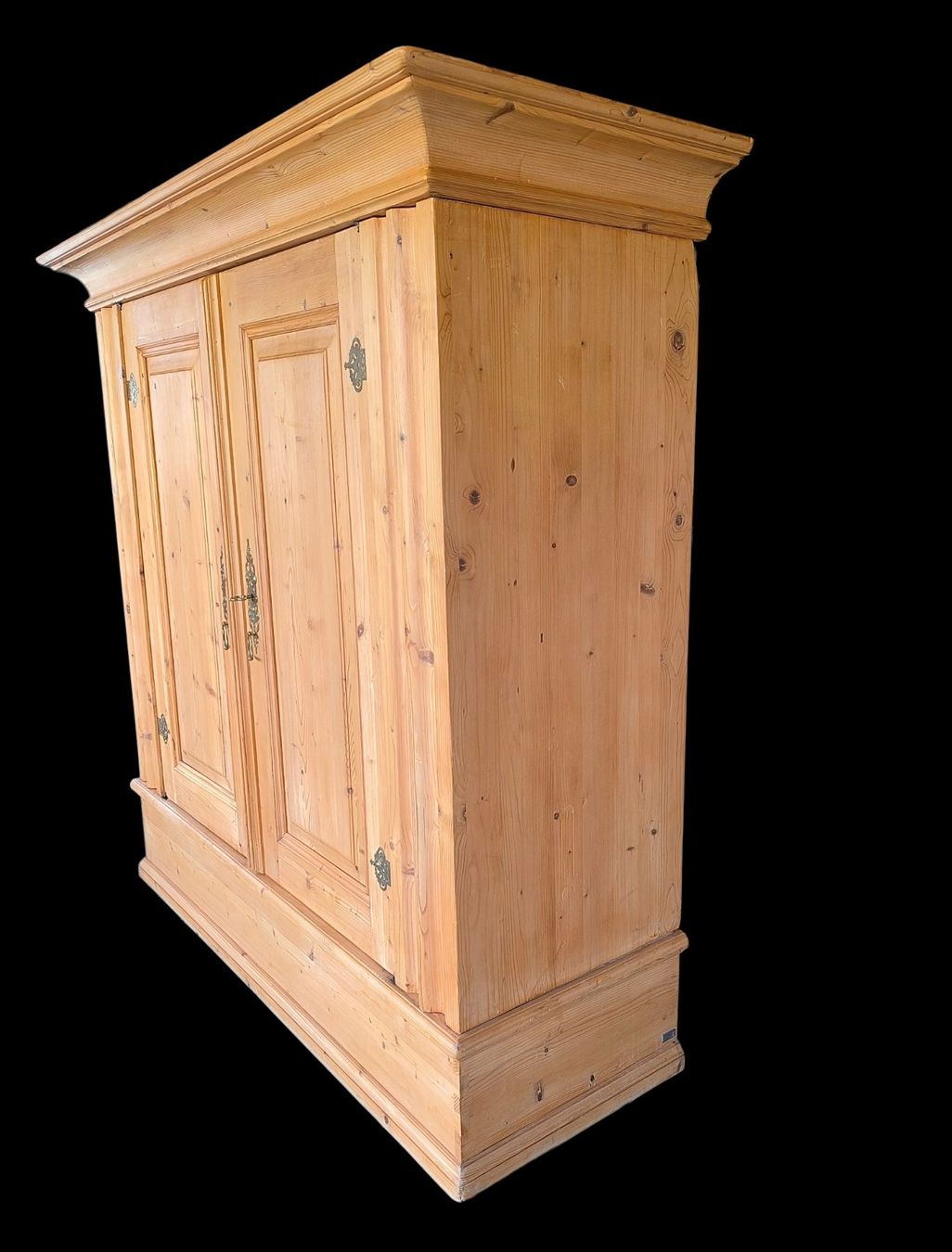 Armadi: Holzschrank zwei Türen – Usato da Maladers venduto da der_Holzwurm 1