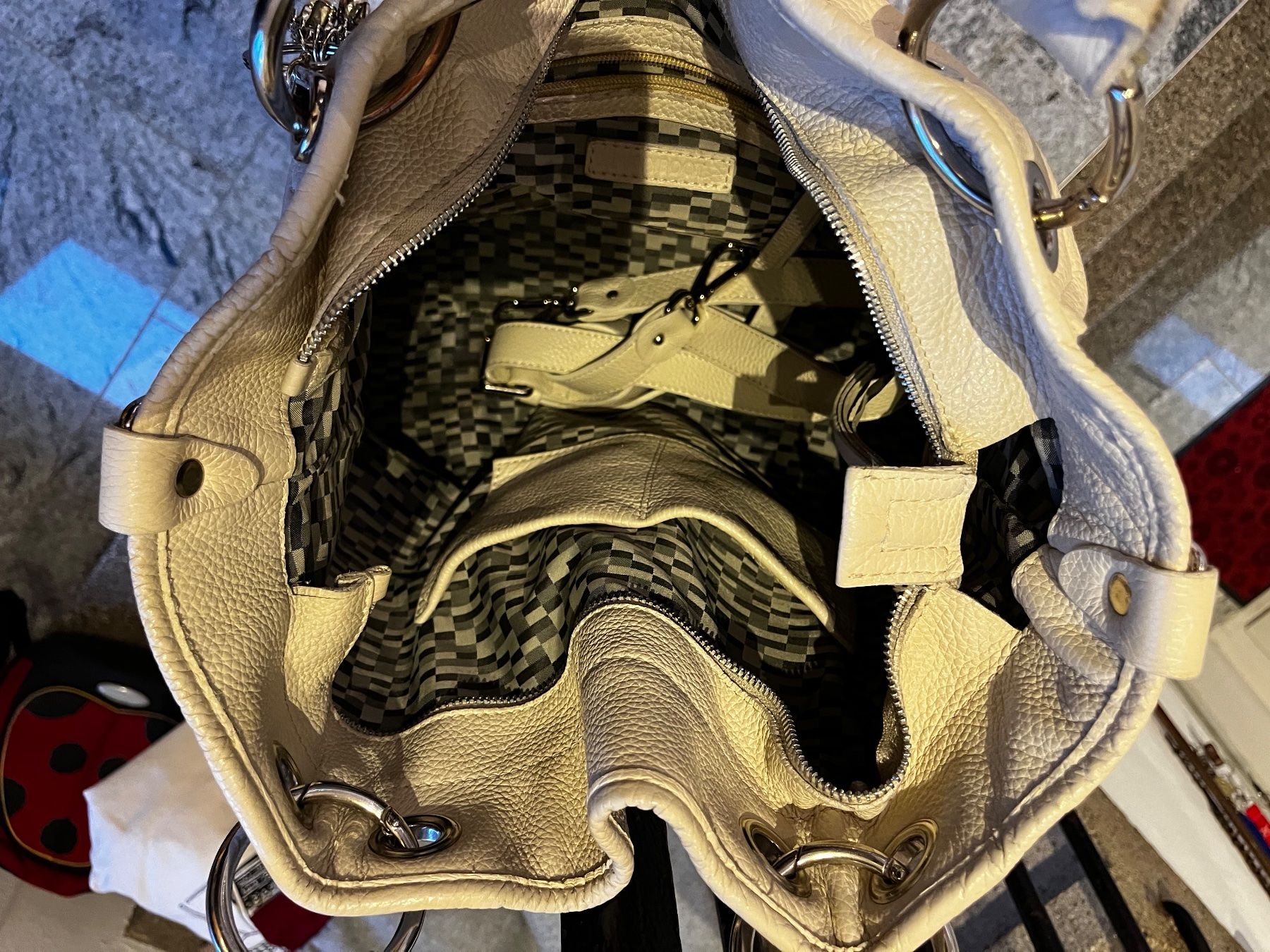 Navyboot Borse da donna: Sac à main Navyboot – Usato da Bevaix venduto da Kintsugi 3