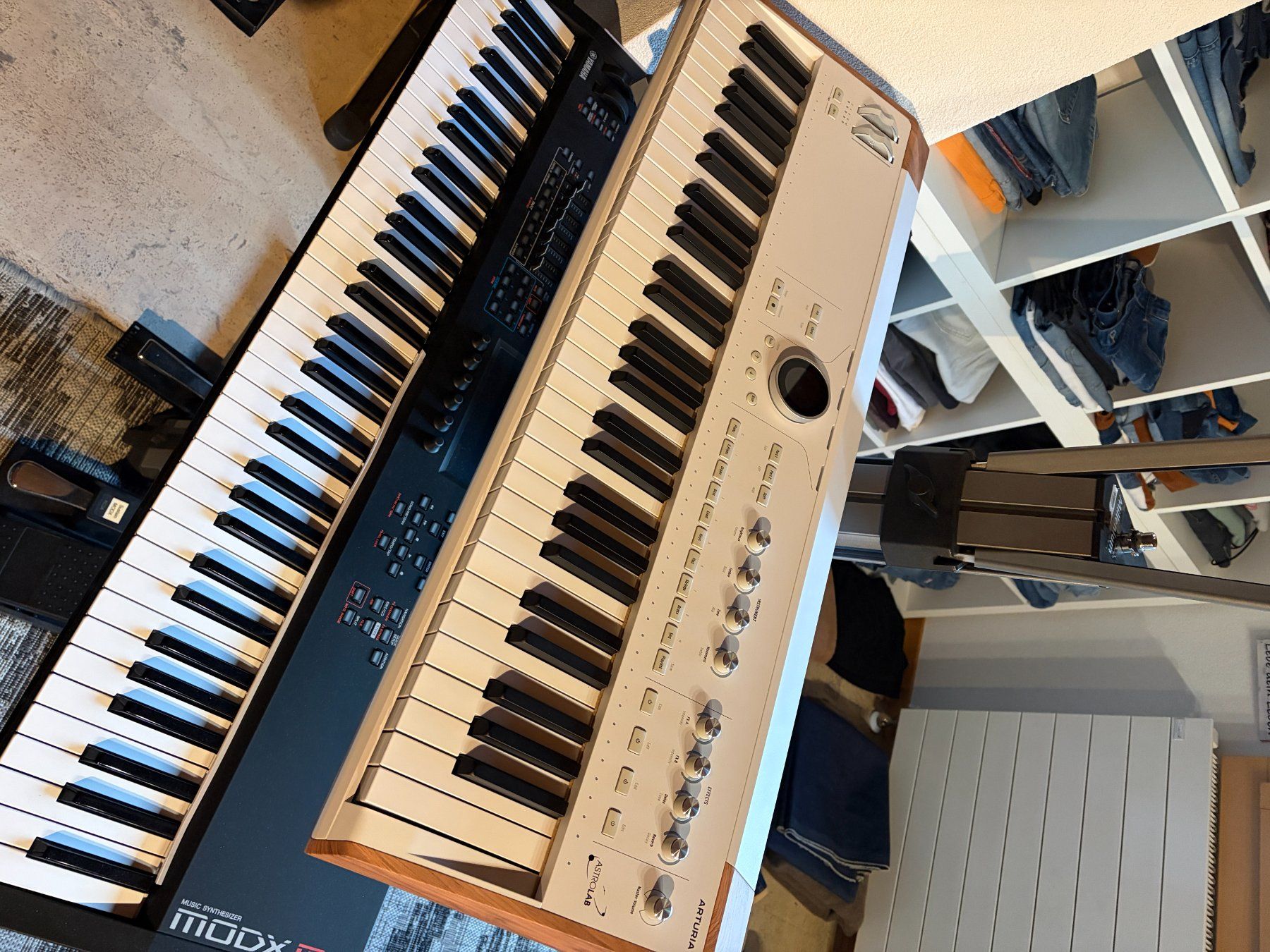 Arturia Strumenti musicali: Biete Arturia Astro Lab 61 – Usato da Zermatt venduto da fug_f5dt 3