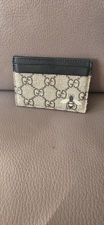 TRÈS JOLI PORTE CARTE GUCCI UNISEX CUIR  EXCELLENT ÉTAT