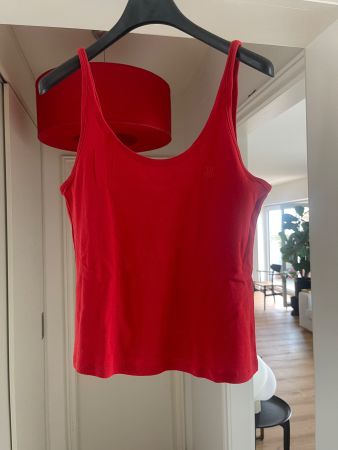 Rotes Top Grösse M guter Zustand