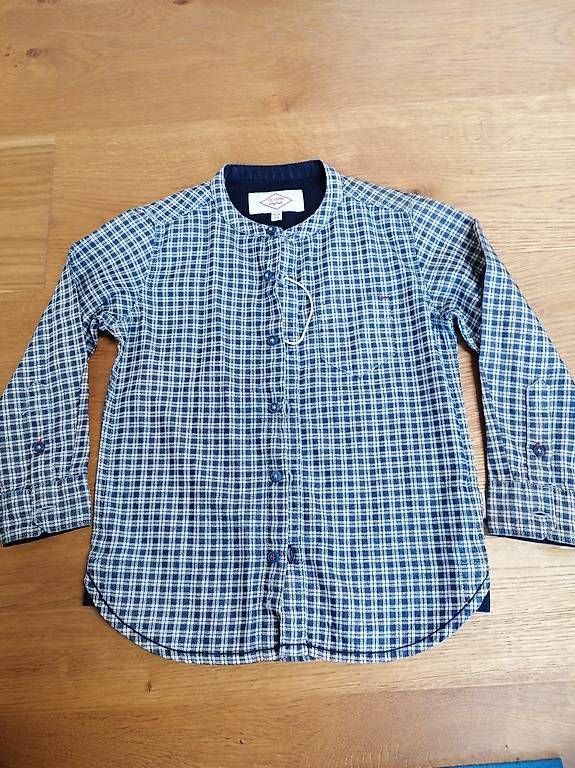 Chemises, T-shirts & Polos: Hemd Grösse 128 – D'occasion à thalwil par Ray7211