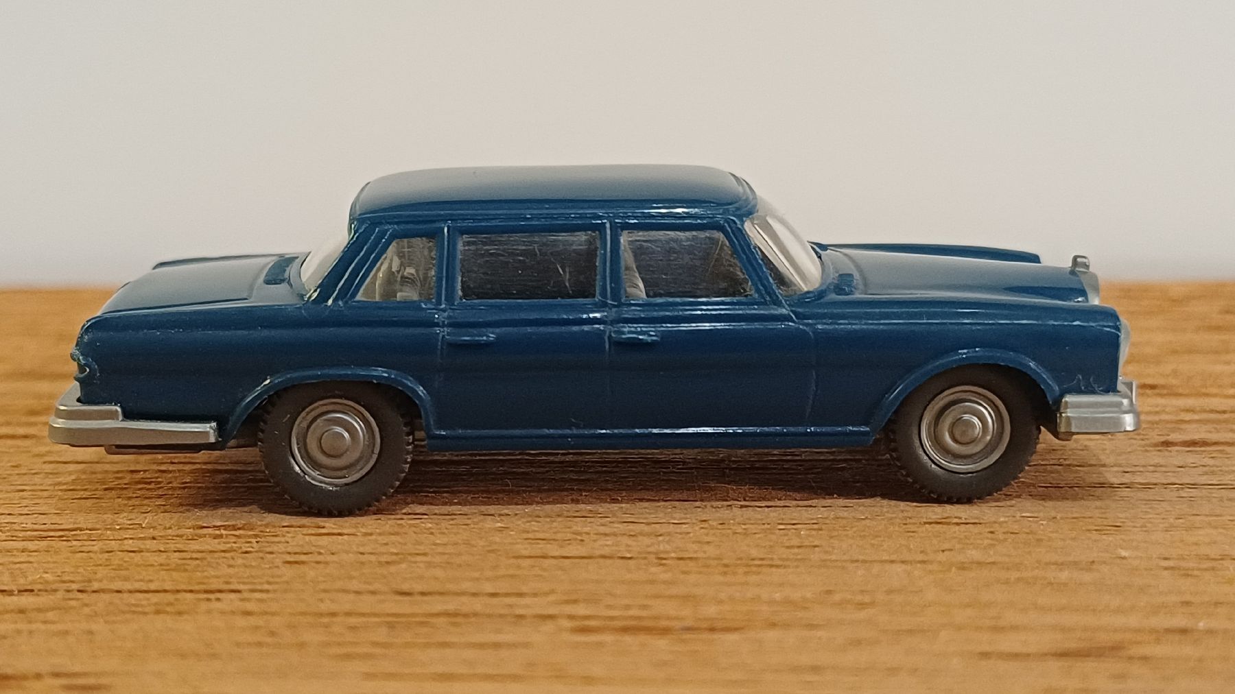 Wiking Modellini d'auto: Mercedes 600 von Wiking – Usato da Uznach venduto da Katinka83 6