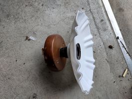 Schöne antike Deckenlampe mit verziertem Glass