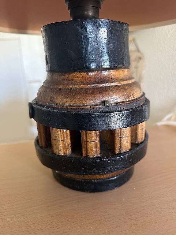 Lampade: Lampe sur ancien moyeu de roue – Usato da Preverenges venduto da mih_vqg5 1