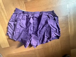 Sommer Shorts / Hot Pants, lila, Grösse XL, Top Zustand