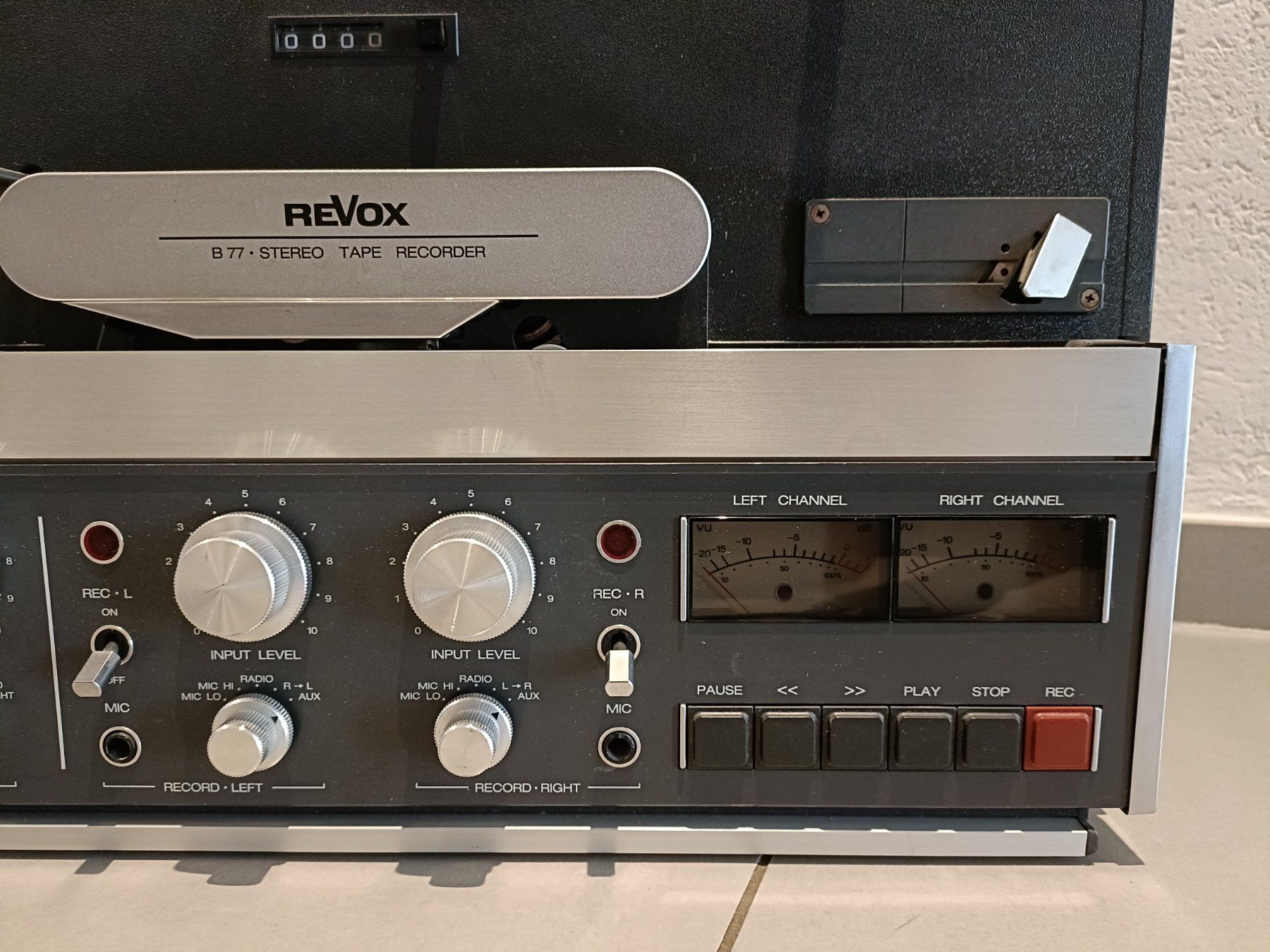 Revox Apparecchi a nastro: Magnétophone à bandes REVOX B77 – Difettoso da Pampigny venduto da edyschi 2