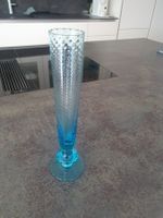 Hübsche, schlanke Blumenvase, Glasvase, hellblau, Top Zus...