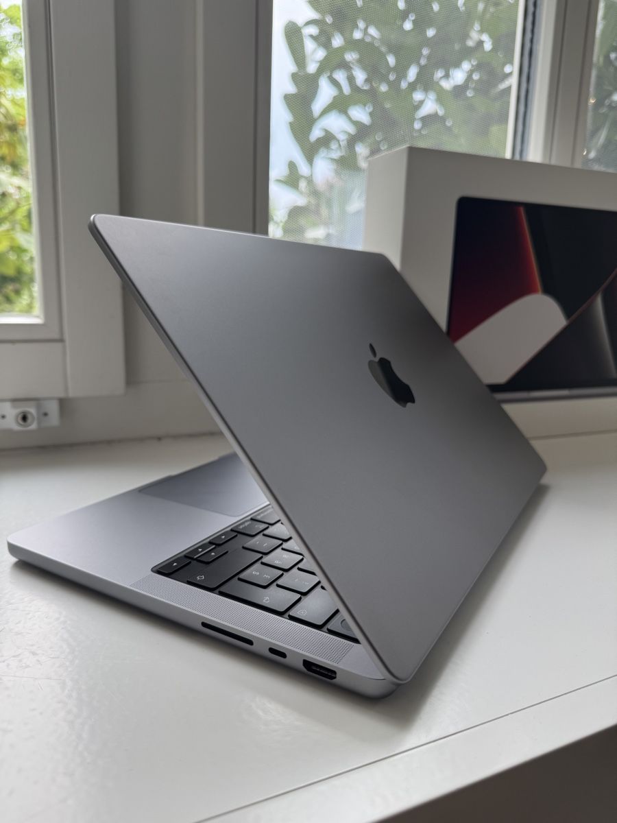 Apple Portables: MacBook Pro 14 M1 Pro, 93% Akku, 16/512 – D'occasion à Küsnacht Zh par gal_s6dj