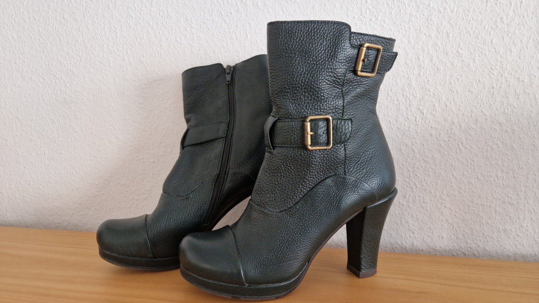 Chie Mihara Chaussures femmes: Stiefeletten von Chie Mihara – Neuf (Voir description) à Luzern par kzu_8qsg