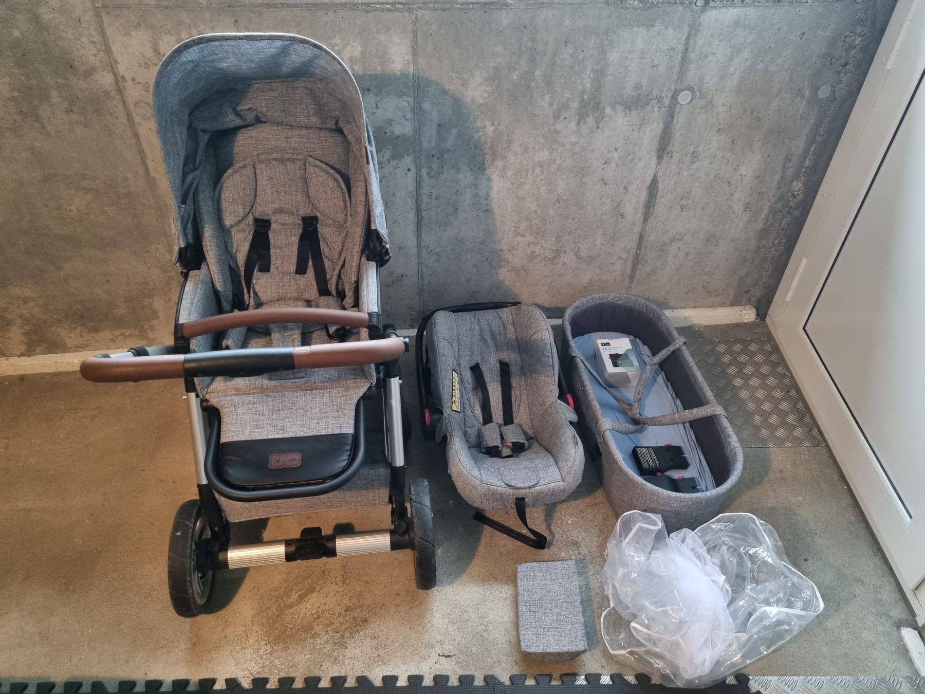 ABC Design Carrozzine: Kinderwagen abc Modell – Usato da Holderbank SO venduto da kev_9fym 1