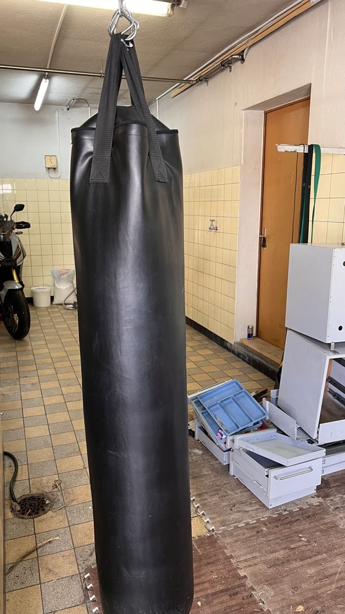Sacchi da boxe: Boxsack 150cm – Usato da Escholzmatt venduto da Garamero