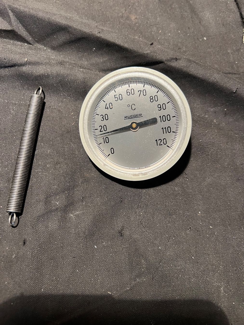 Sonstiges für Haushalt & Wohnen: Anliegethemometer Thermometer Ø 70mm mit Feder – Neu (gemäss Beschreibung) aus Niederrohrdorf von ledergerber