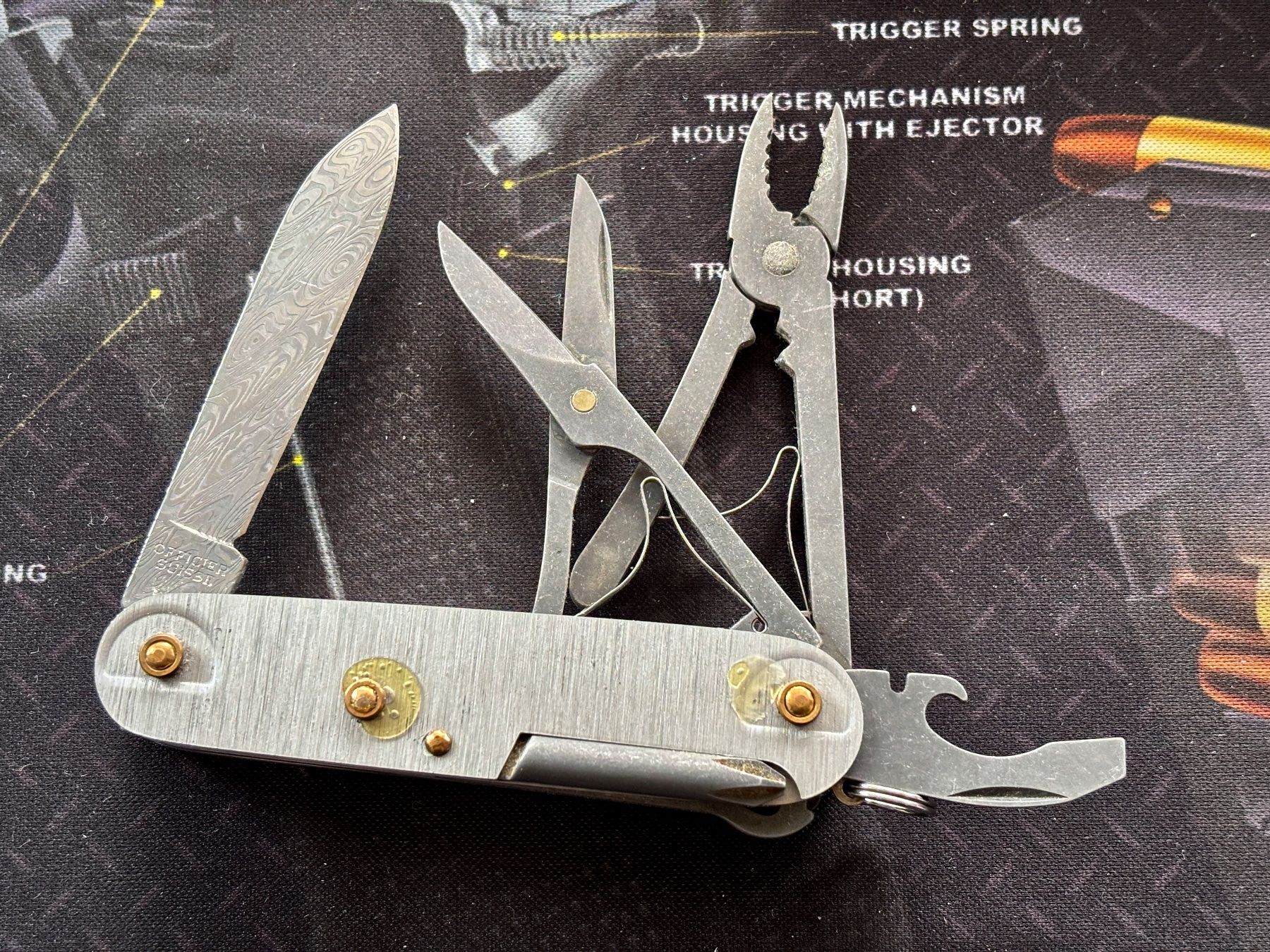 Victorinox Coltelli tascabile: Victorinox Damast 2018 Mod. – Nuovo (secondo la descrizione) da Frauenkappelen venduto da Doc_Snyder 1