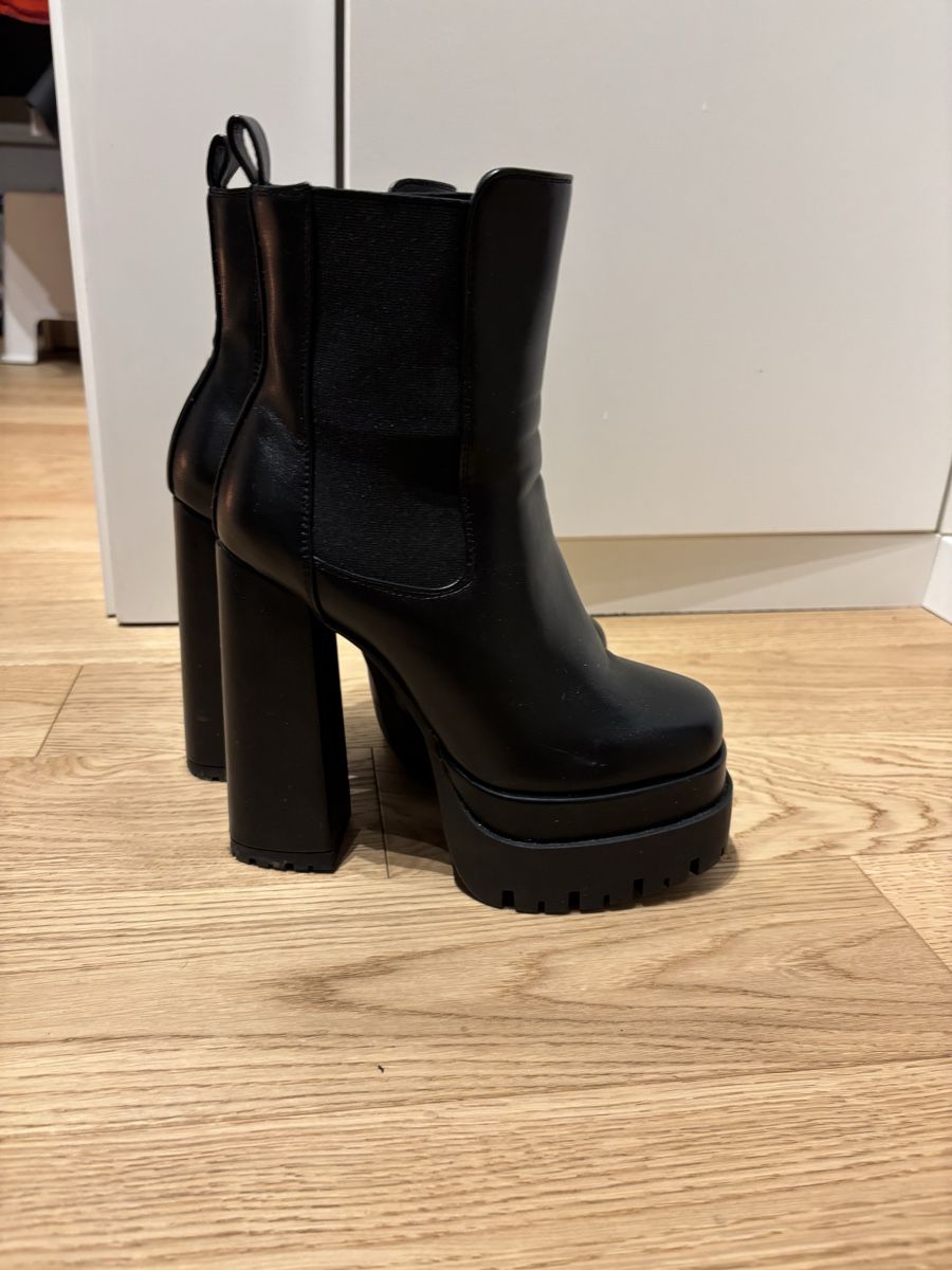 Scarpe da donna: Black Platform Boots, Size 5, High Heel, Fall Fashion – Nuovo (secondo la descrizione) da Lugano venduto da sar_hz5j 1