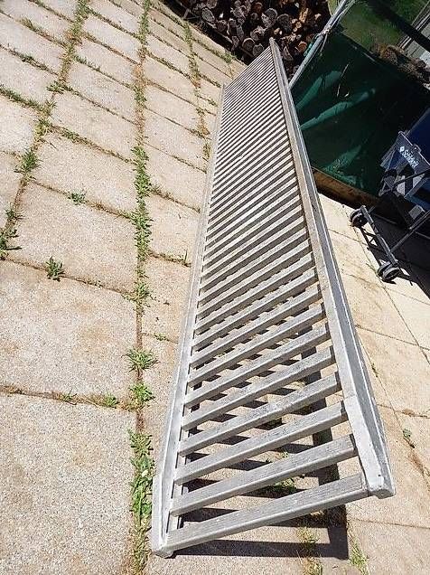 Rampe di accesso: Rampe en aluminium – Usato da Vessy venduto da manuemonod 1