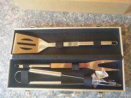Ustensiles KWC neufs pour Barbecue