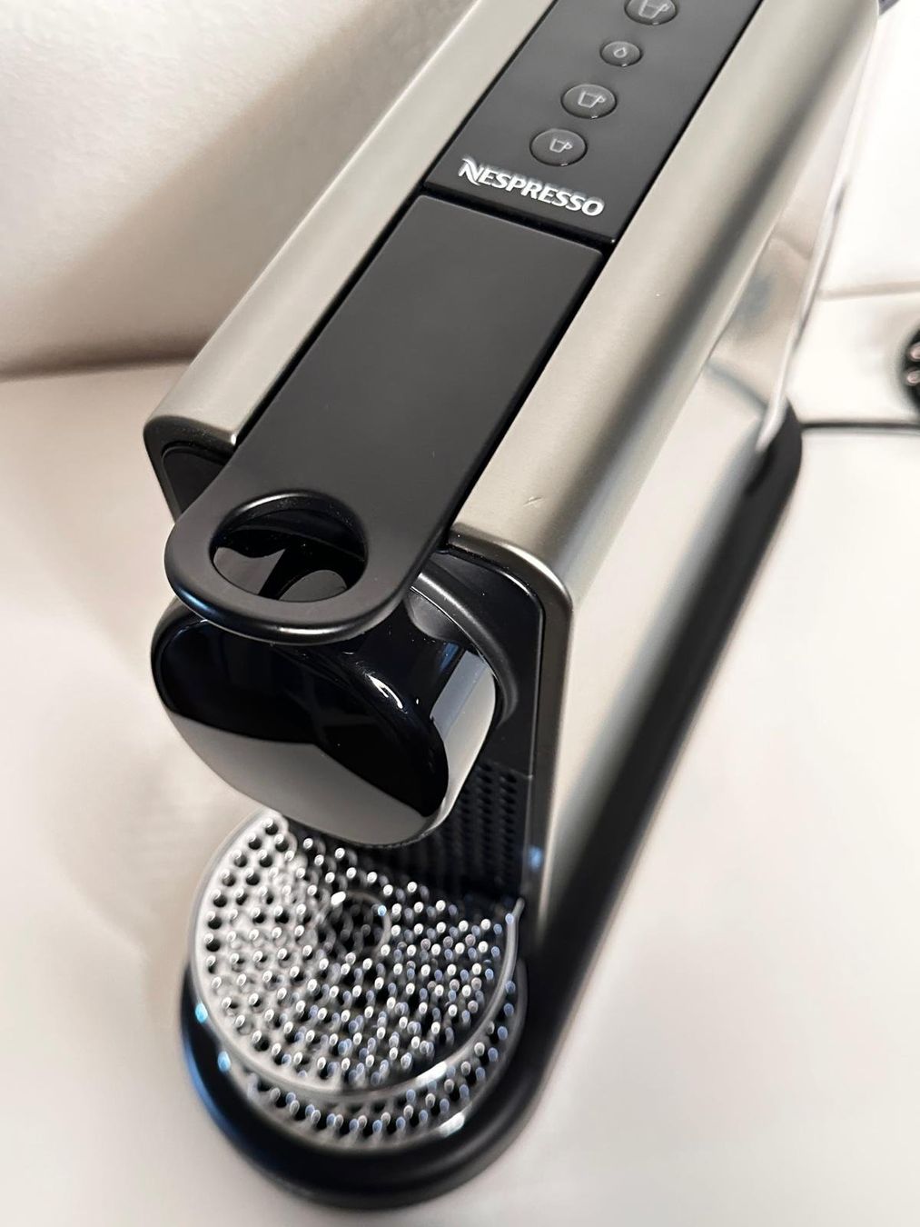 Nespresso Kaffeemaschinen & Espressomaschinen: Krups Nespresso CitiZ Platinum Schwarz/Titanium – Gebraucht aus Schenkon von mar_5b9x 2