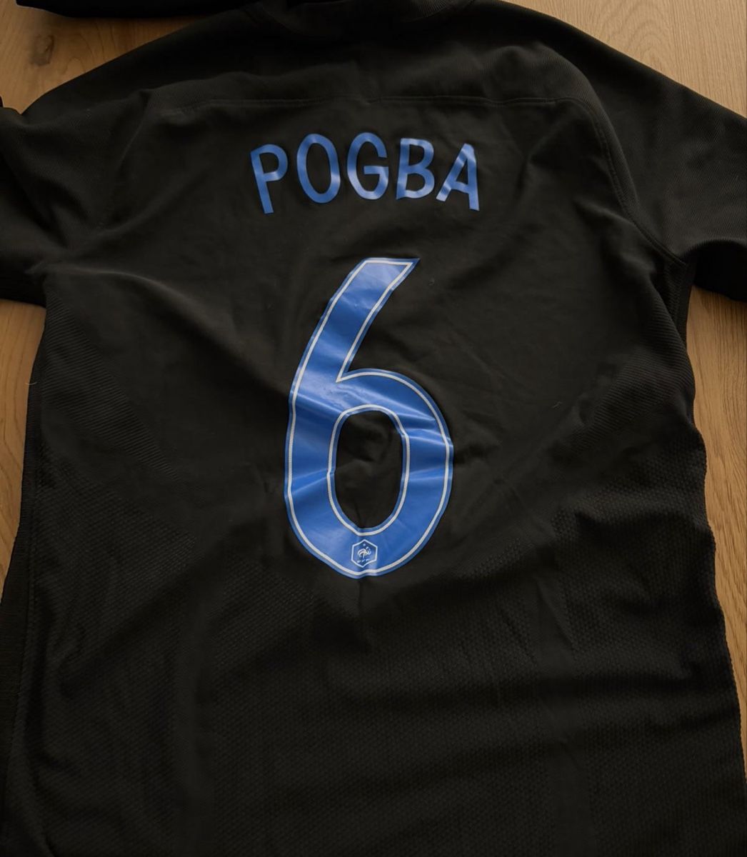 Canottiere & Pantaloni: Maillot FFF Paul Pogba original – Usato da Biel/Bienne venduto da thethe19 1