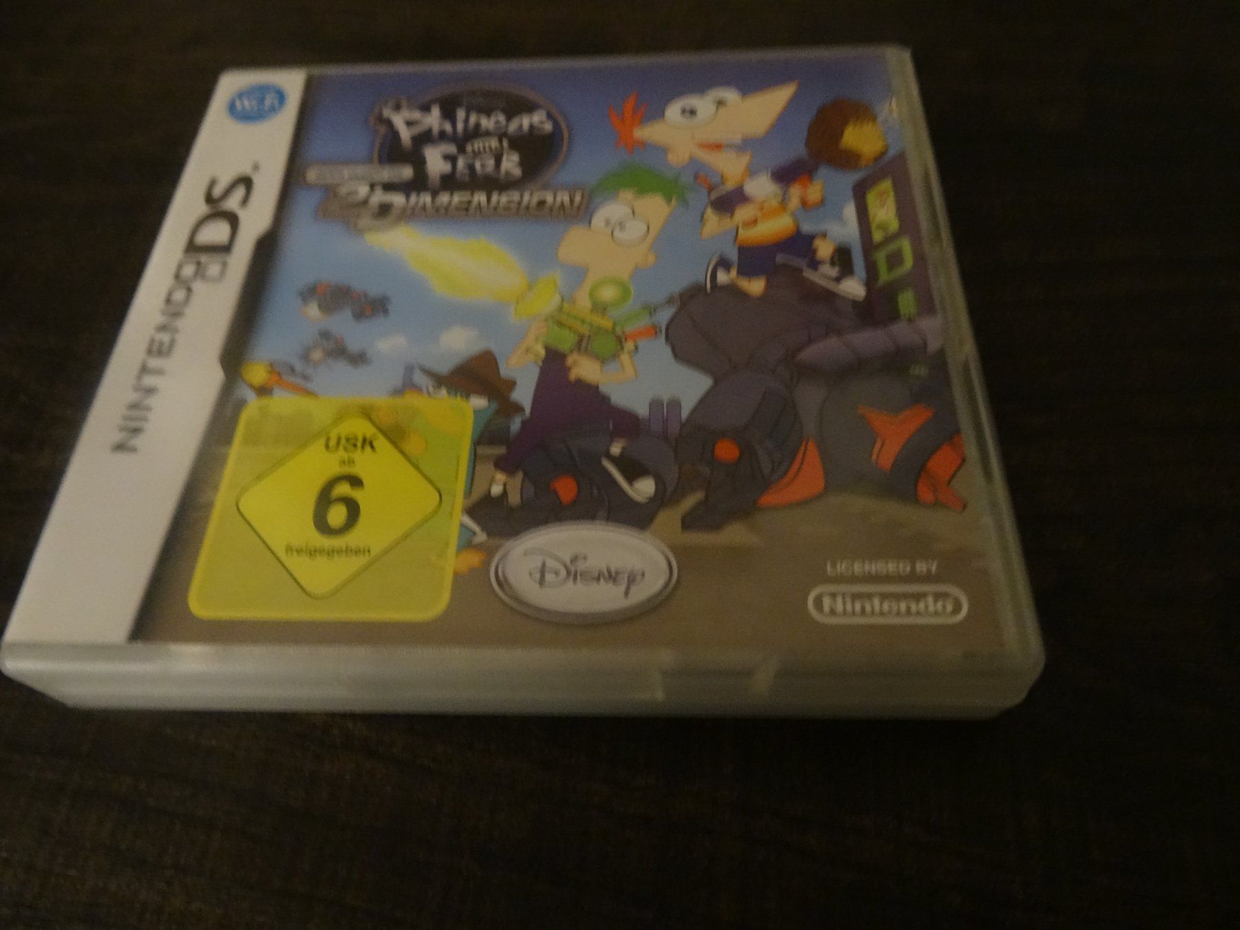 Nintendo Giochi: Phineas und Ferb - Quer durch die 2Dimension DS – Usato da Olten venduto da Disc-Ausverkauf
