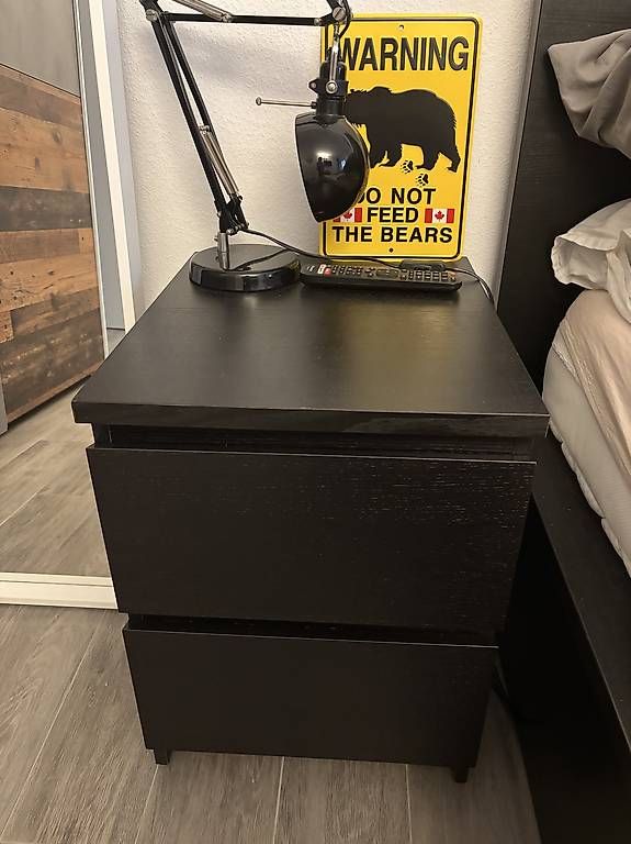 Comodini: Tables de chevet malm IKEA noir – Usato da Servion venduto da tat_rpx8
