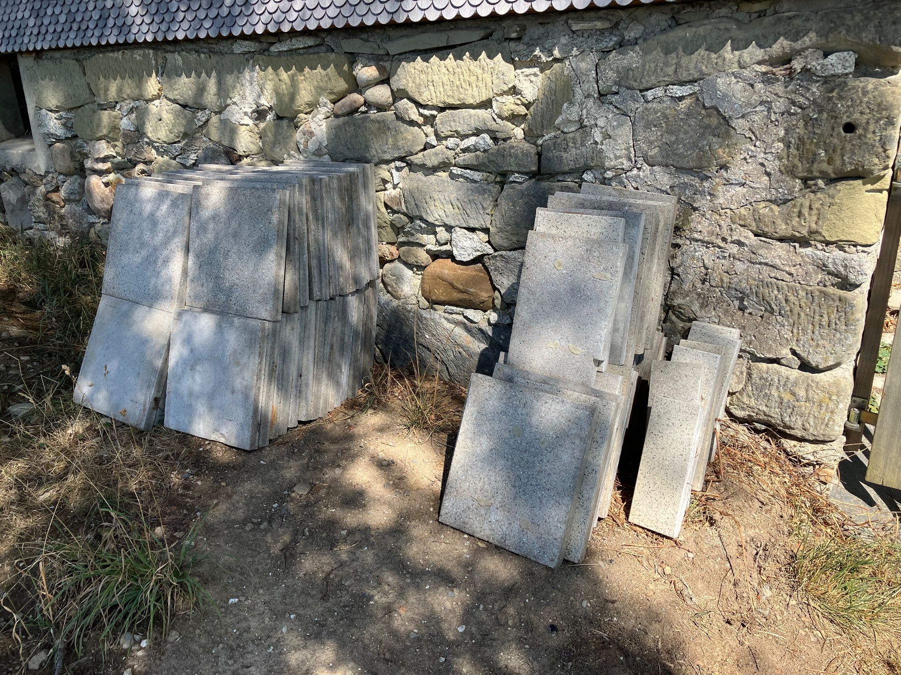 Rivestimenti per pavimenti: Gartenplatten geschliffen – Usato da Belp venduto da Magy2 7
