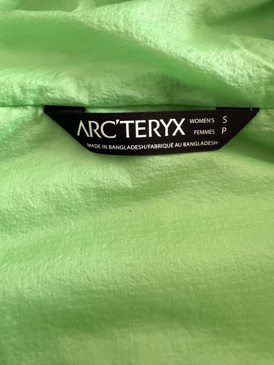 Arcteryx Vestes: Original Arc’teryx Atom Hoodie – D'occasion à Vionnaz par b_f_d_r_g 4