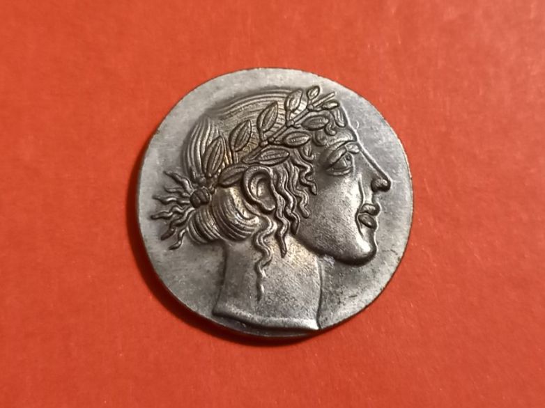 Tutti le monete: Unbekannte Medaille oder Münze, 8g – Usato da St-Prex venduto da big_c6bb 1